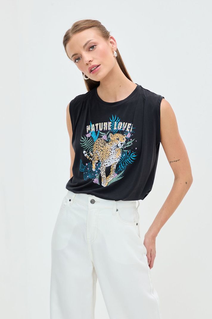 Polera Estampada Negro iO 14620125050102-1