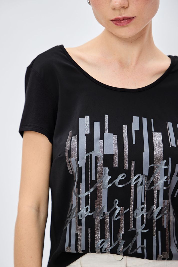 Polera Estampada Gris iO 14620224004163-1