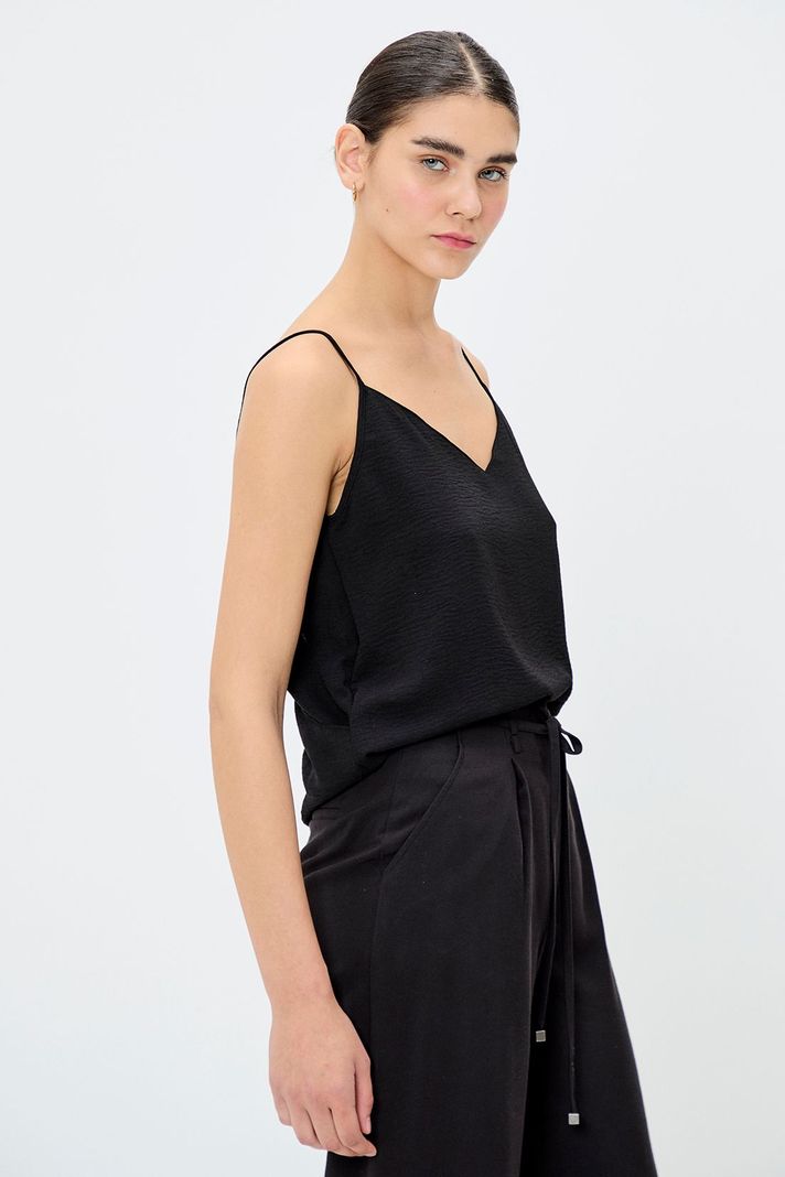 Blusa Lisa Negro iO 14004224026102-2