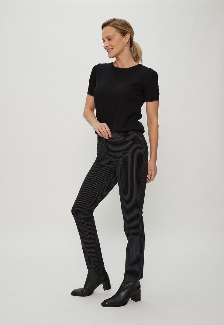 Pantalon Estampado Lineas Negro Ma Griffe 11102124004102-3