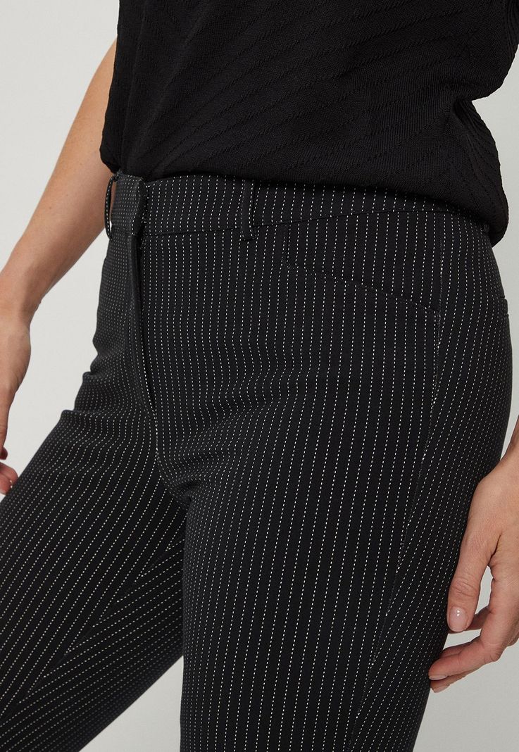 Pantalon Estampado Lineas Negro Ma Griffe 11102124004102-4