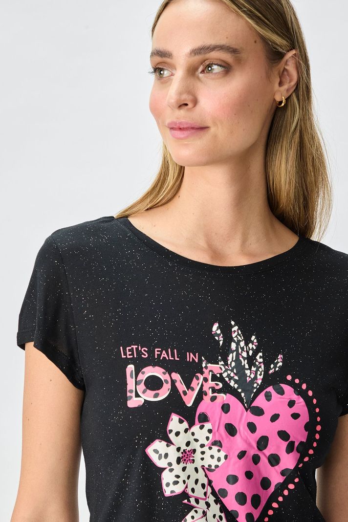 Polera Estampada Negro iO 14620125002102-1