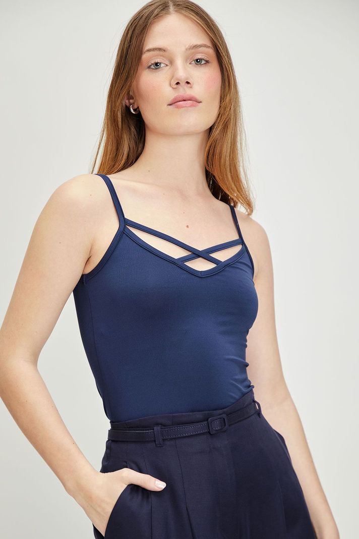 Polera Lisa Azul iO 14220224012104-4