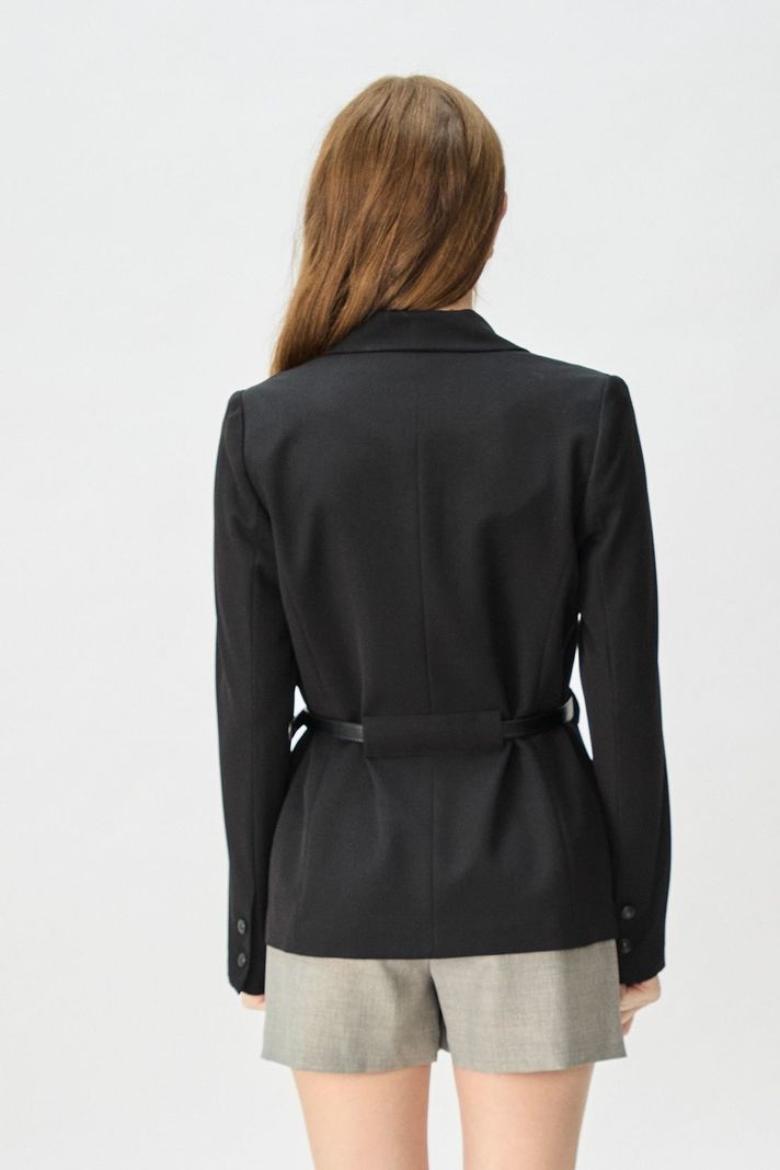 Blazer Liso Negro iO 16020125008102-2