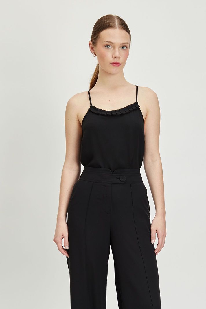 Blusa Lisa Negro iO 14020224006102-0
