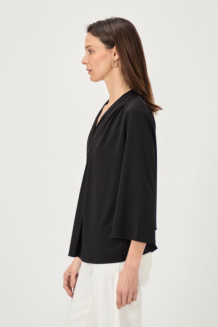 Polera Con Plizado Negro Ma Griffe 14202224056102-2