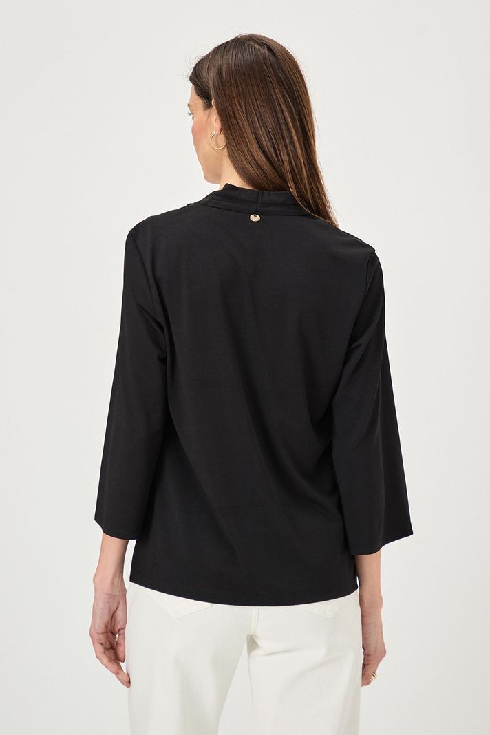 Polera Con Plizado Negro Ma Griffe 14202224056102-3