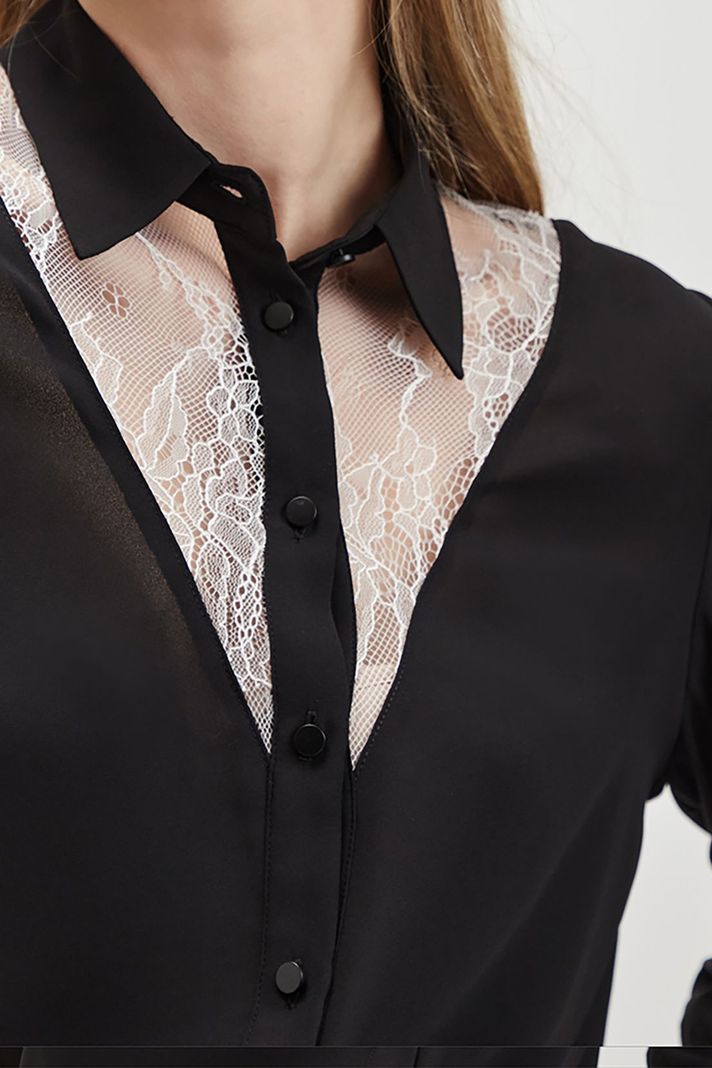 Blusa Camisera Encaje Negro Ash 14007224054102-2