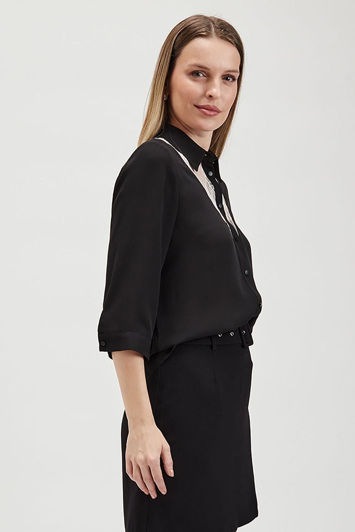 Blusa Camisera Encaje Negro Ash 14007224054102-3