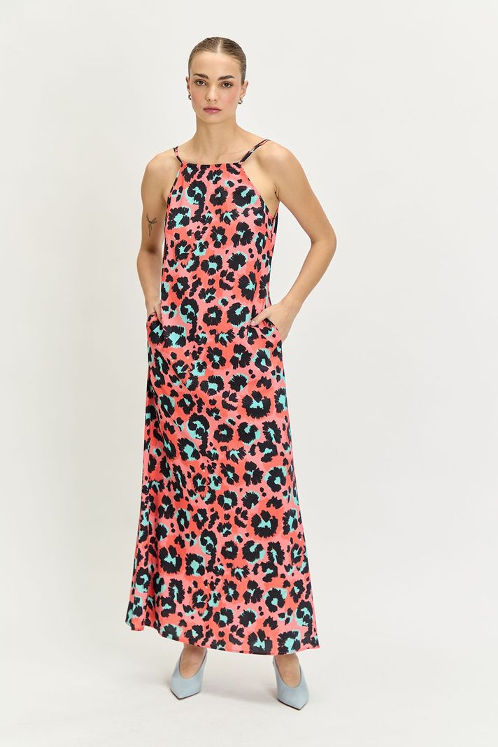 Vestido Fantasia Rojo iO 13504224001103-0