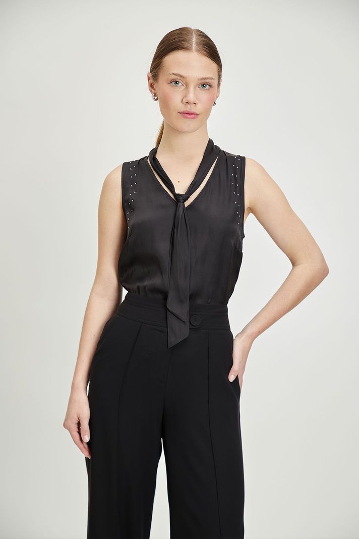 Blusa Lisa Negro iO 14020224015102-0
