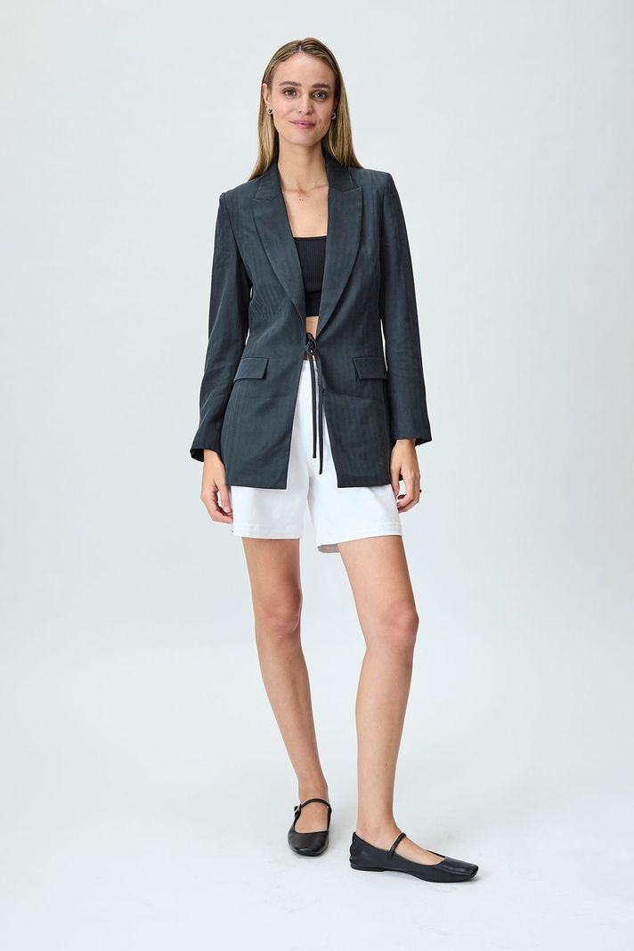 Blazer Liso Negro iO 16020125005102-2