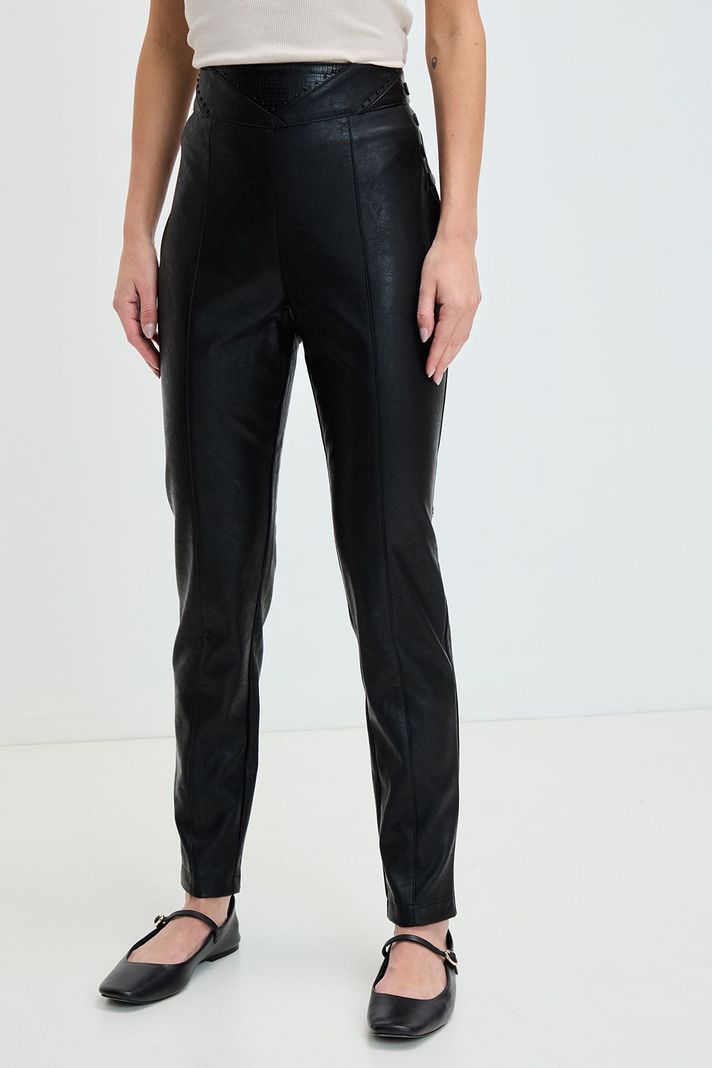 Pantalon Liso Negro 11020125057102-1