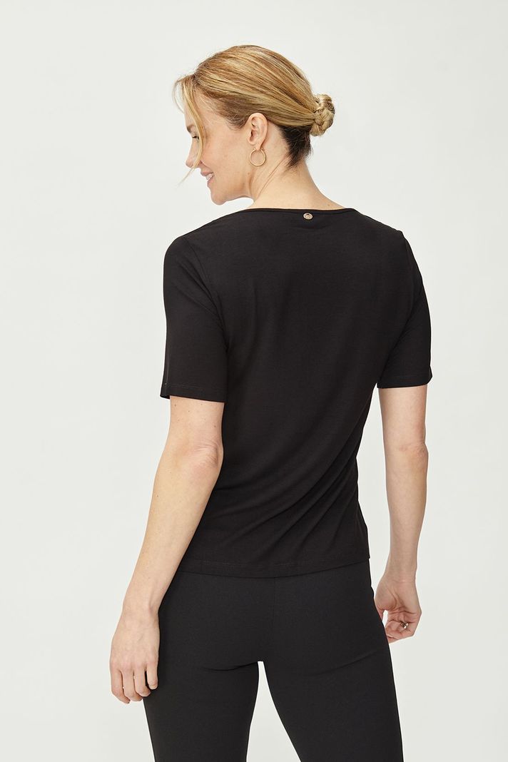 Polera Estampada Hojas Negro Ma Griffe 14602224054102-3
