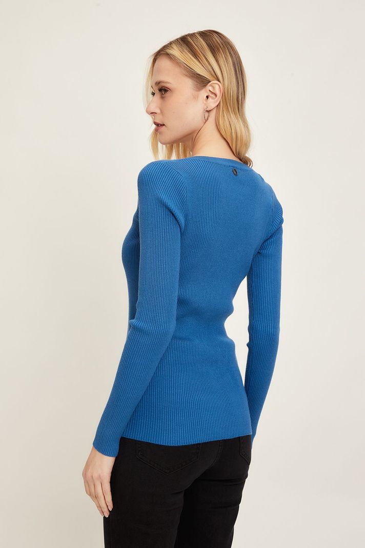 Sweater Liso Azul iO 18120224050134-3