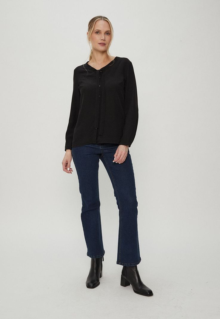 Blusa Con Lazo En Escote Negro Ma Griffe 14002124057102-1