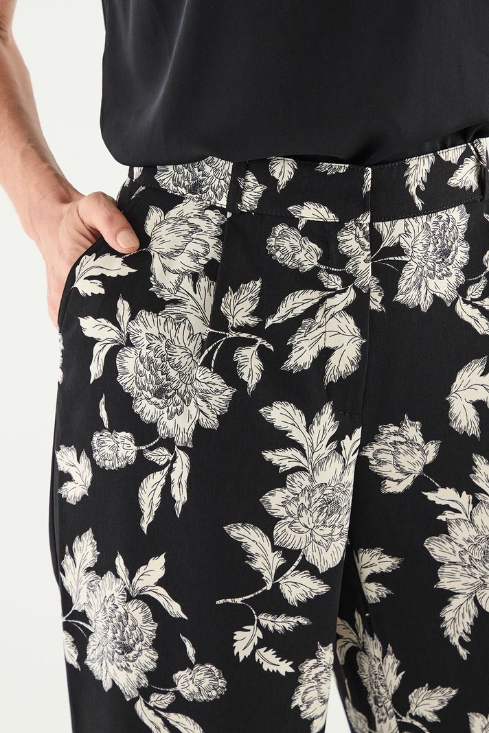 Pantalon Estampado Negro Ma Griffe 11102125050102-2