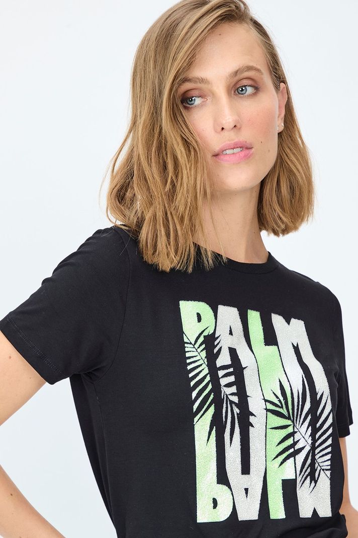 Polera Estampada Negro iO 14604224007102-1