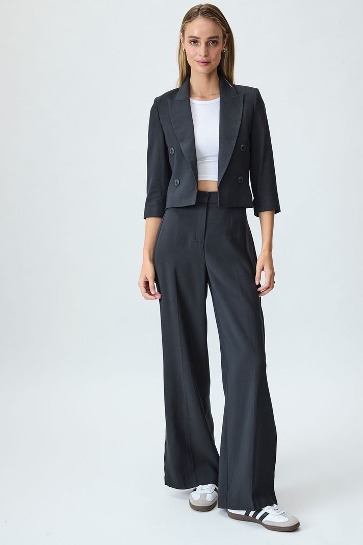 Blazer Liso Negro iO 16020125051102-0