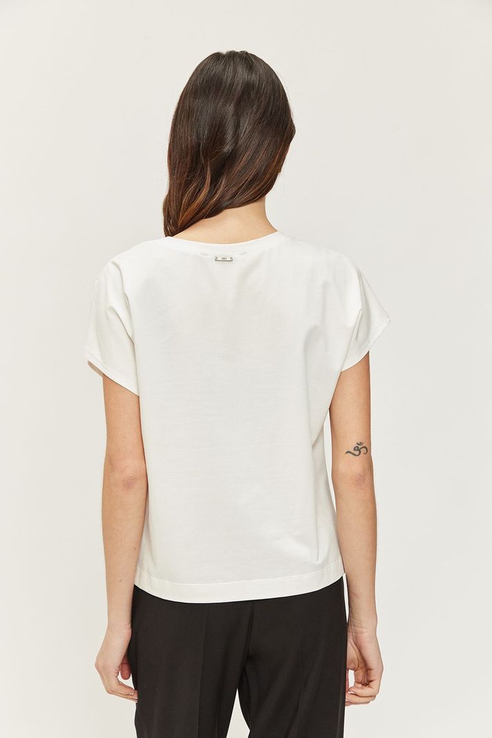 Polera Con Bordado Blanco Ash 14207224055105-3