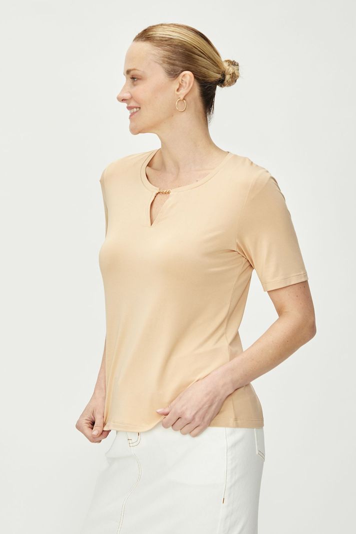 Polera Aplicación Escote Beige Ma Griffe 14202224058106-3