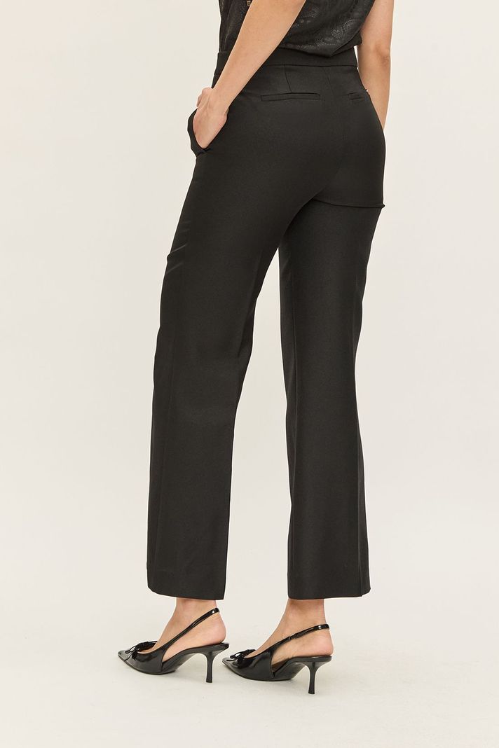 Pantalon Liso Flare Negro Ash 11007224059102-3