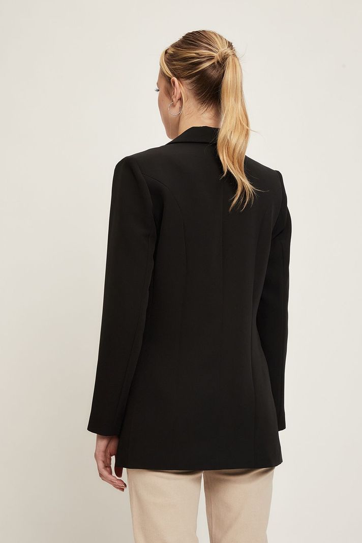 Blazer Liso Negro iO 16020224008102-4