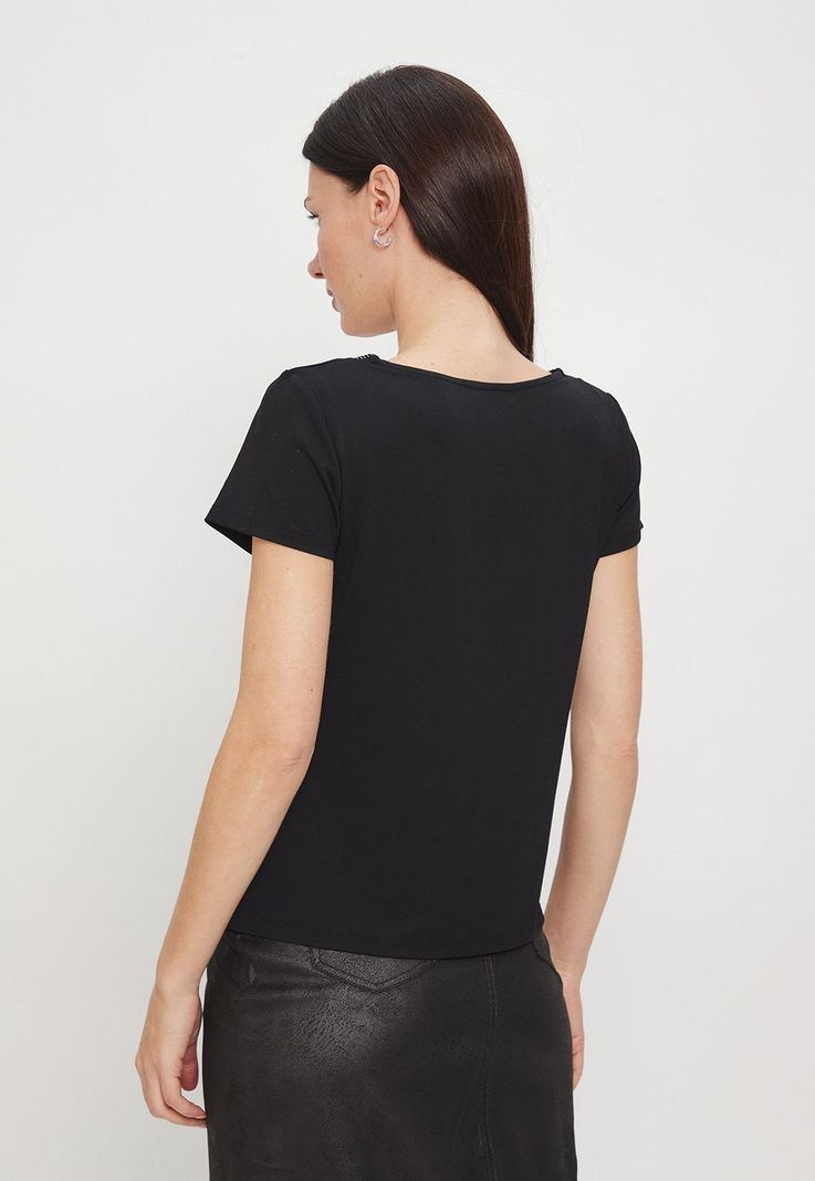 Polera Lisa Negro Ash 14207224005102-3
