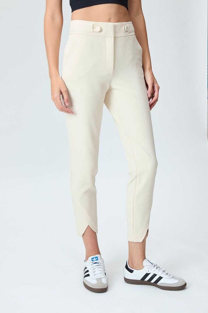 Pantalon Liso Beige iO 11020125001106-0