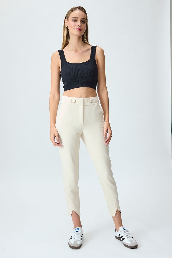 Pantalon Liso Beige iO 11020125001106-1