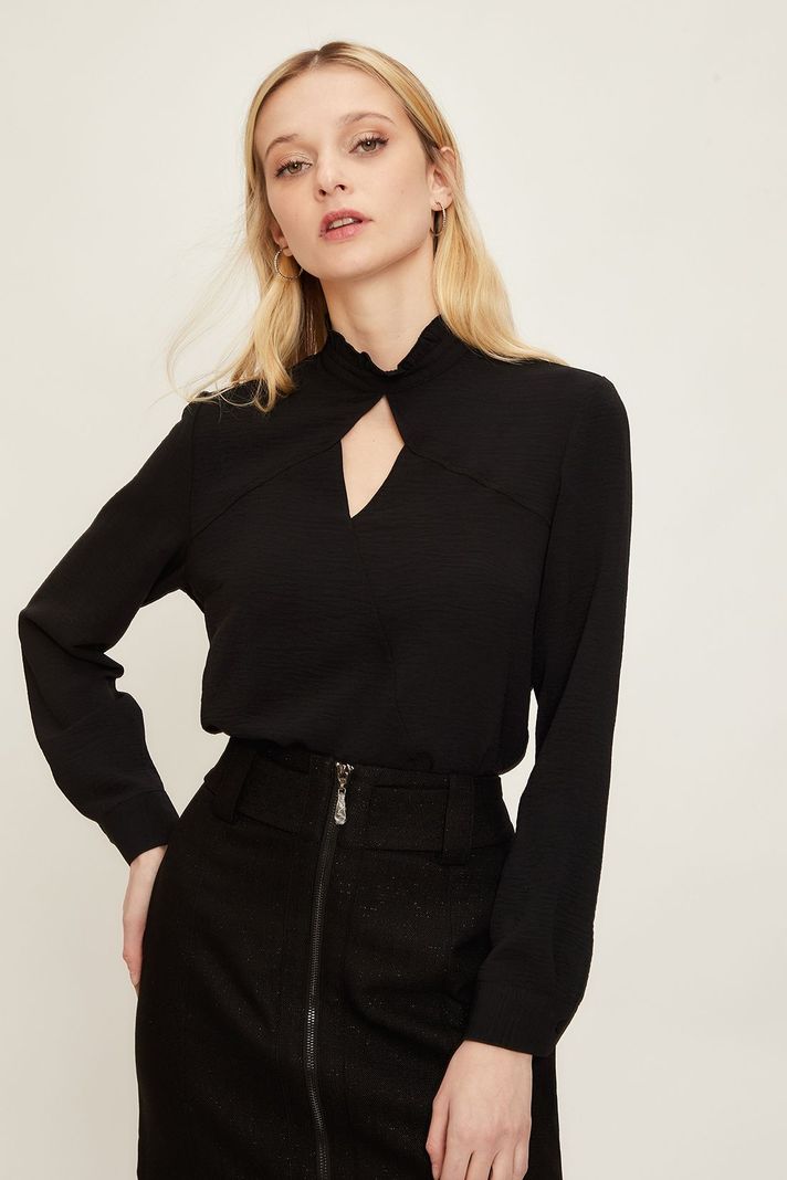 Blusa Lisa Negro iO 14020224056102-2