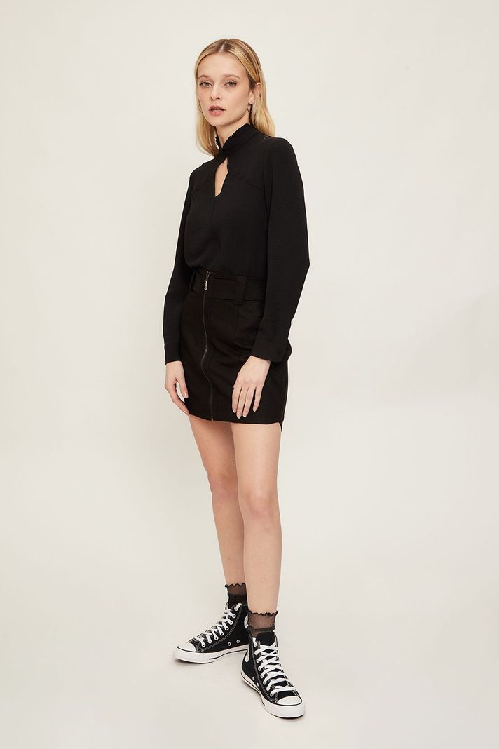 Blusa Lisa Negro iO 14020224056102-3