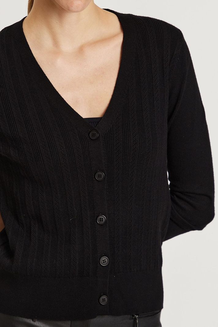 Chaleco Liso Negro iO 18020224053102-1