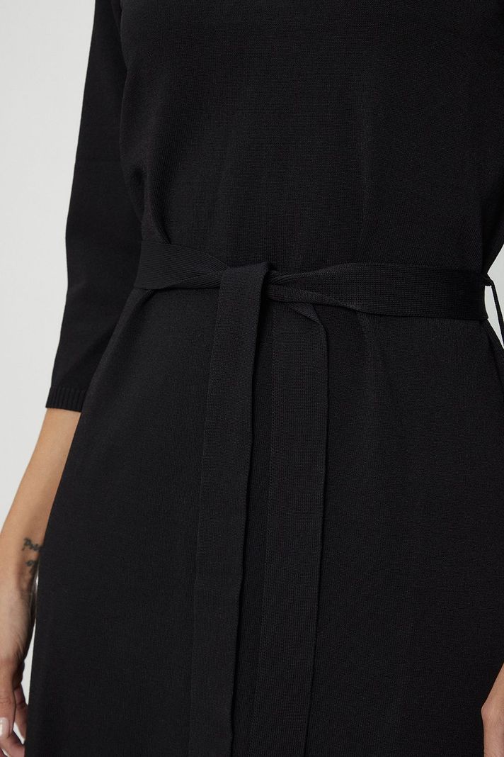 Vestido Liso Negro Ma Griffe 13002224001102-1