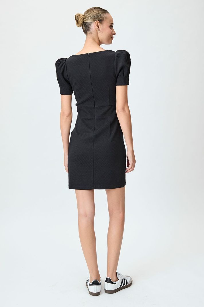 Vestido Liso Negro iO 13020125003102-4