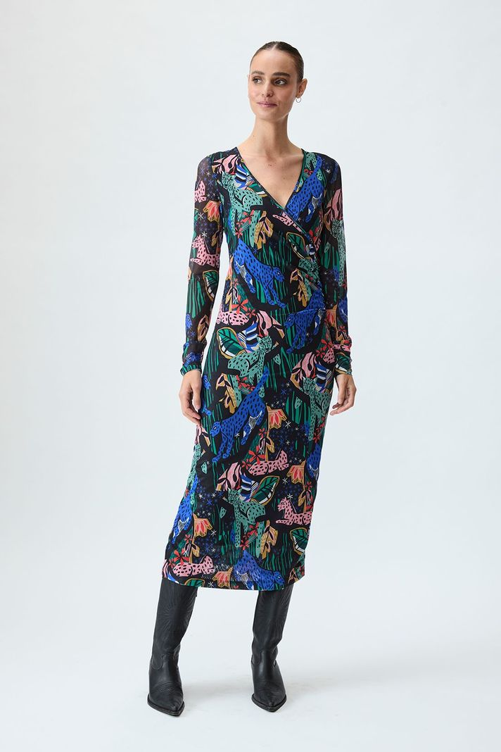 Vestido Fantasia Largo Negro iO 13520125001102-0