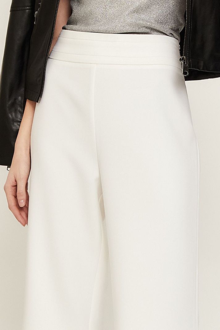 Pantalon Liso Blanco iO 11020224010105-2