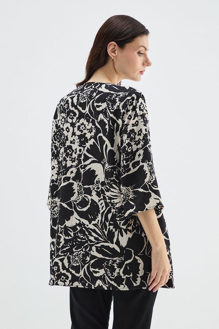 Tapado Tipo Kimono Estampado Negro Ma Griffe 15502224054102-4