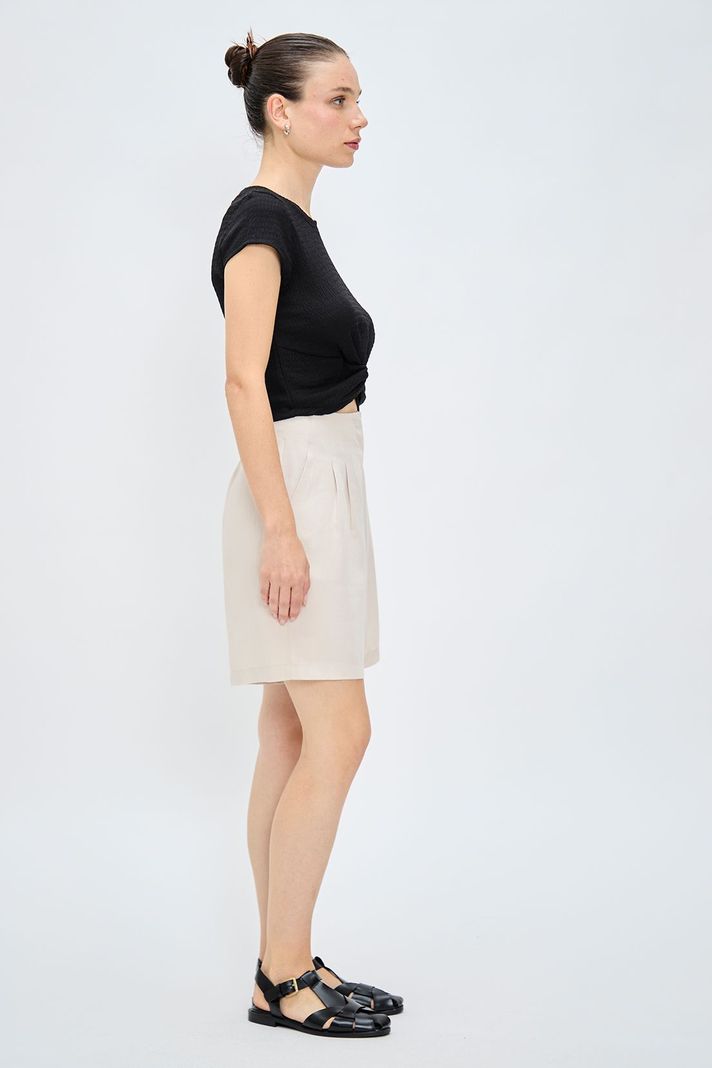 Short Liso Beige iO 11220224006106-3