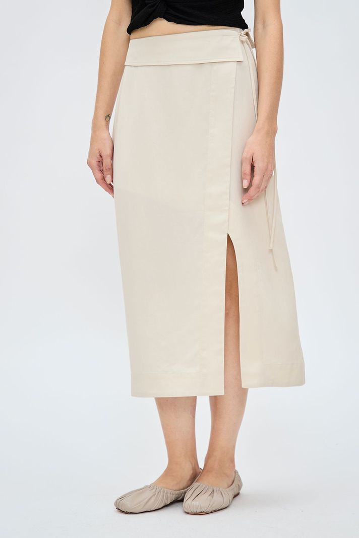 Falda Lisa Larga Beige iO 12320224002106-1