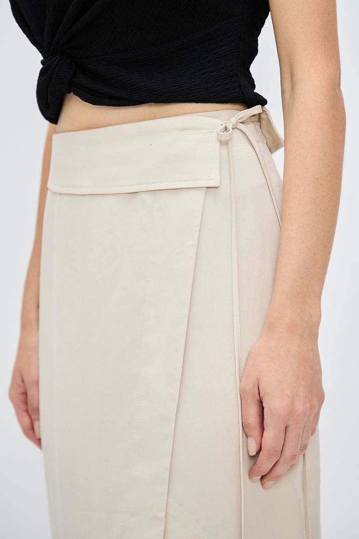 Falda Lisa Larga Beige iO 12320224002106-2