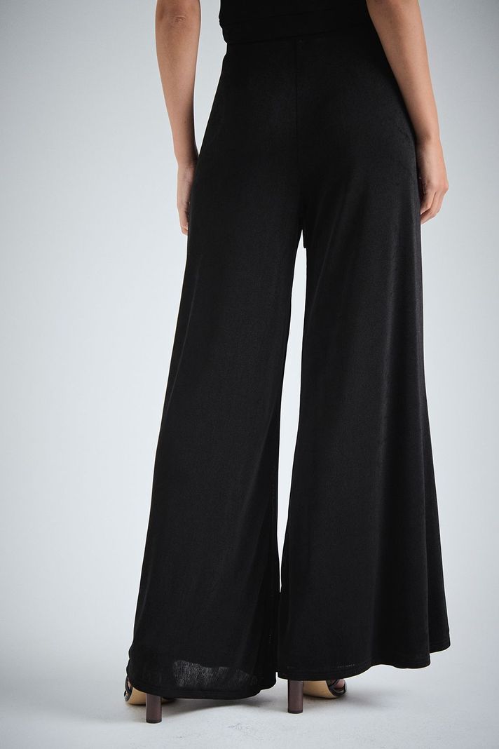 Pantalon Liso Negro iO 11020224066102-4