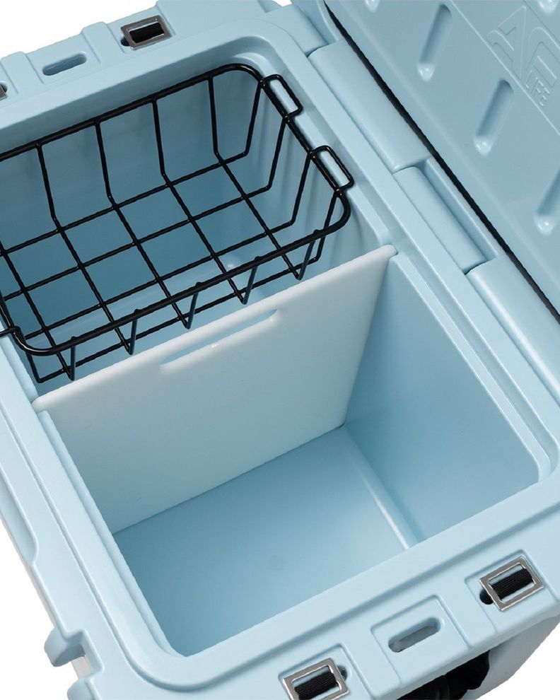 Tabla Para Picar Cooler Box 110QT-1