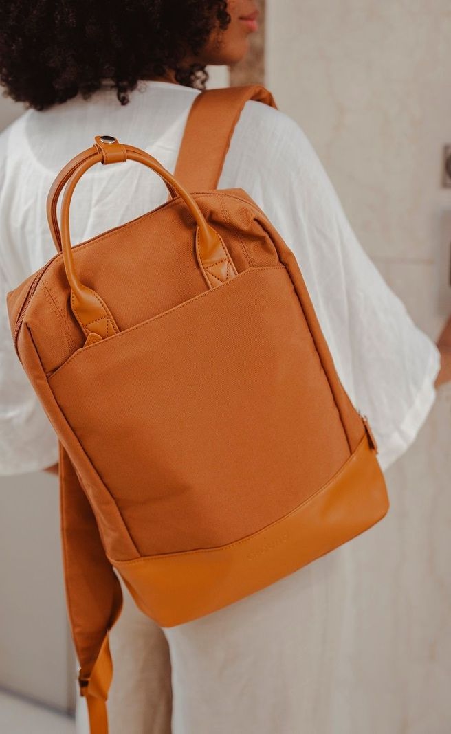 Mochila Just Basics Cafe-1