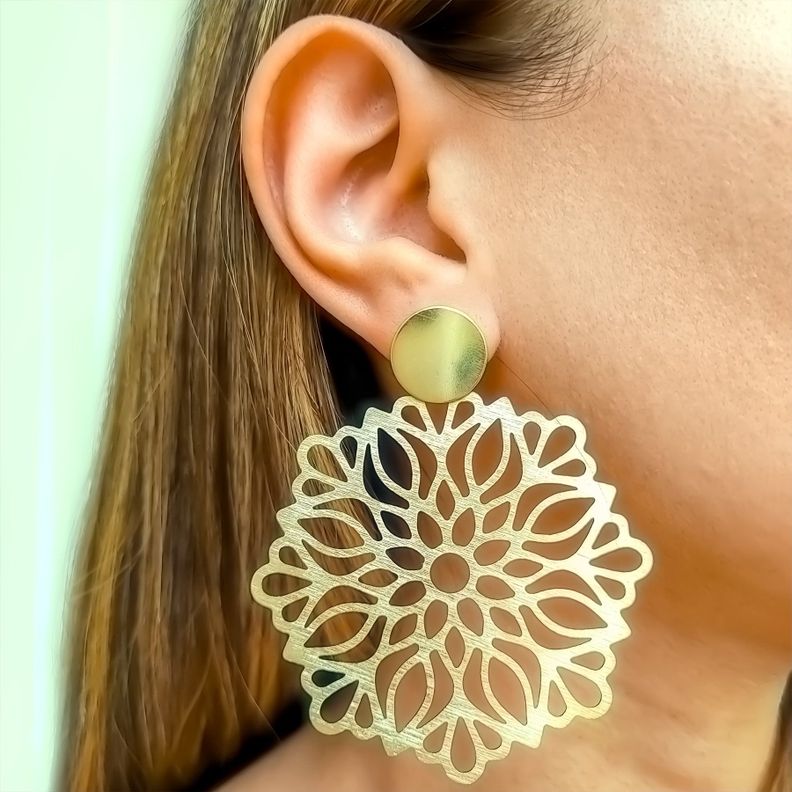 Aros Flor De Loto Mandala Enchapado Oro 18K A-1