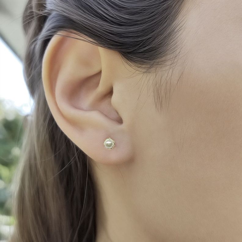 Aros Perla Sintética 4mm Enchapado Oro 18K-2