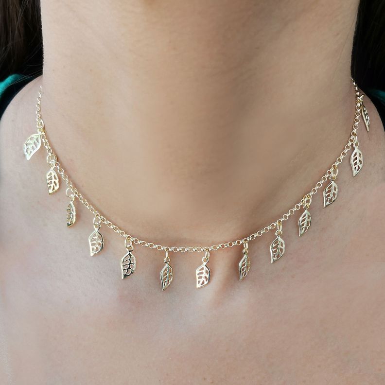 Collar Choker Hojas Caladas 42cm Enchapado Oro 18K-1