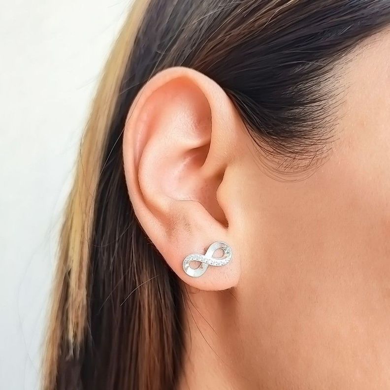 Aros Infinito Circón Mediano Plata Fina 925-2