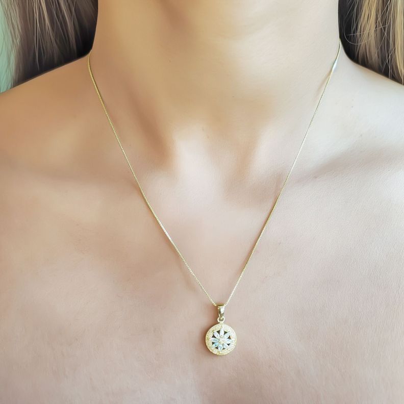 Collar Margarita Circón Enchapado Oro 18K-1