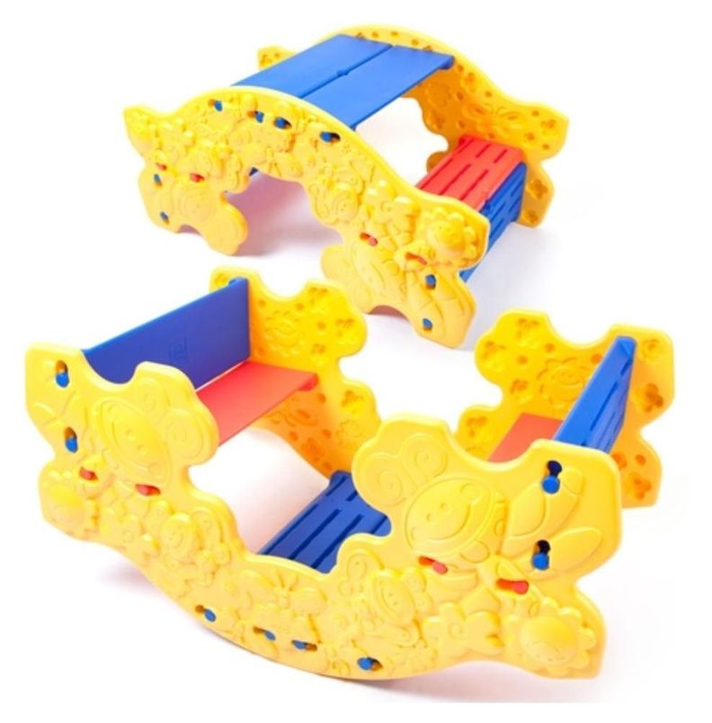 Mesa Infantil Picnic con Banquetas y Balancin Amarillo